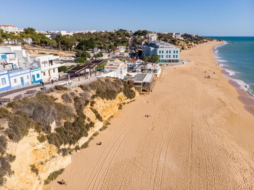 Refurbished Beachfront House, Pool, Ac, Wifi, Albufeira, Sea View Zewnętrze zdjęcie