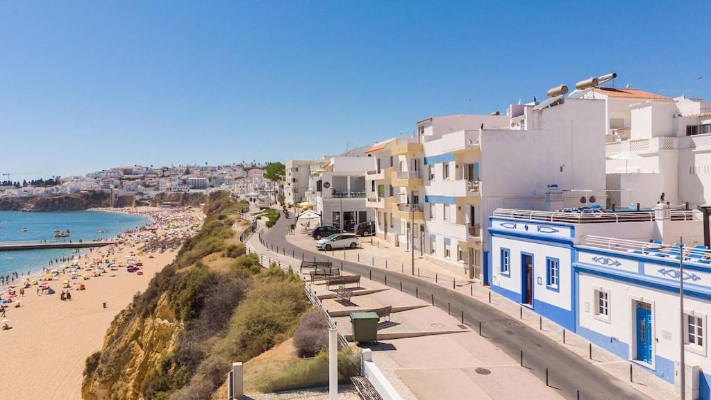 Refurbished Beachfront House, Pool, Ac, Wifi, Albufeira, Sea View Zewnętrze zdjęcie